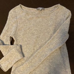 Uniqlo 100% cashmere sweater XS GRAY